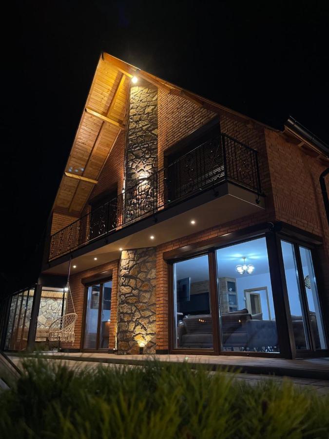 Villa Ozoni - Jezerc Урошевац Экстерьер фото